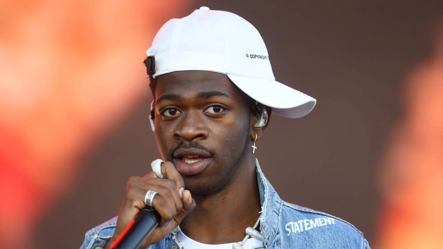 Lil Nas X Says Hes Not Afraid Of Offending Straight Fans Photos 6399