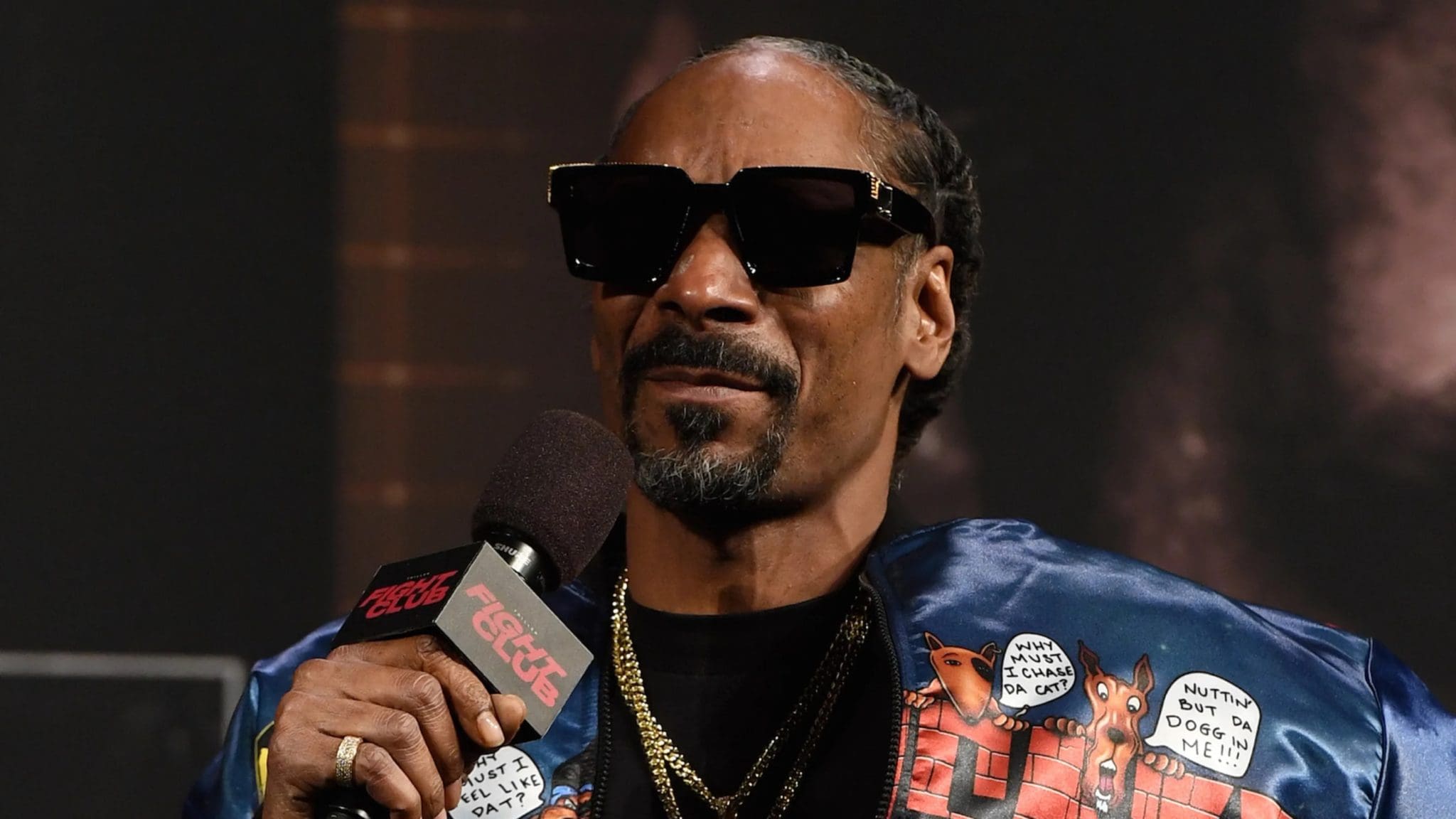 Снуп это. Snoop Dogg 2021. Snoop Dogg 2022. Snoop Dogg 2021 старик. Snoop Dogg в 2022 году.