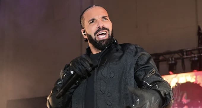 Drake’s Apollo Theater Shows Were Postponed To January 2023 Due To ‘Production Delays’