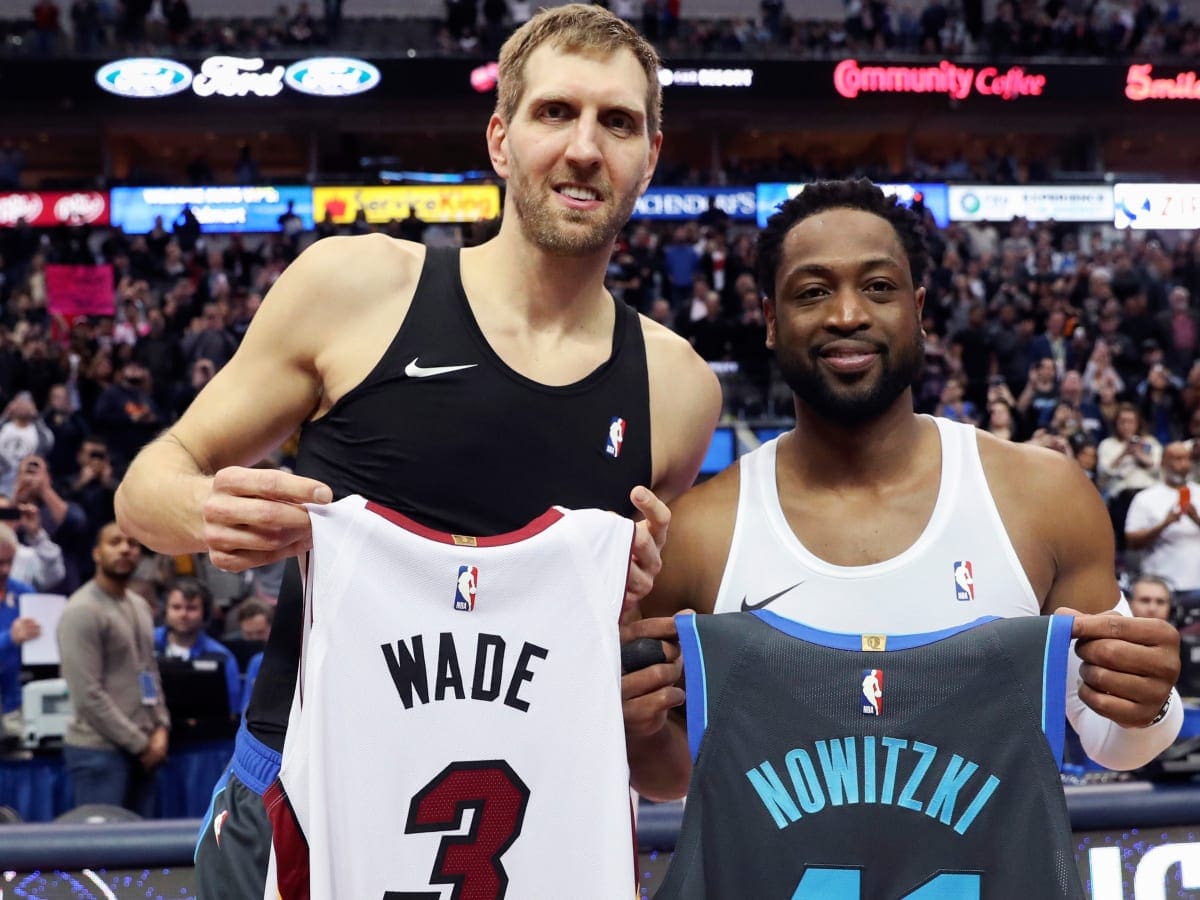 Report: Dwyane Wade And Dirk Nowitzki Headline A Loaded 2023 Basketball Hall Of Fame Class