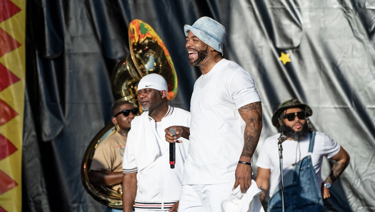 Method Man Was Visibly In Awe Of A Sign Language Interpreter At The New Orleans Jazz And Heritage Festival [Video]