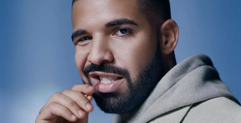 Drake’s Pink Manicure Is His Latest “Rich Flex” [Photos]