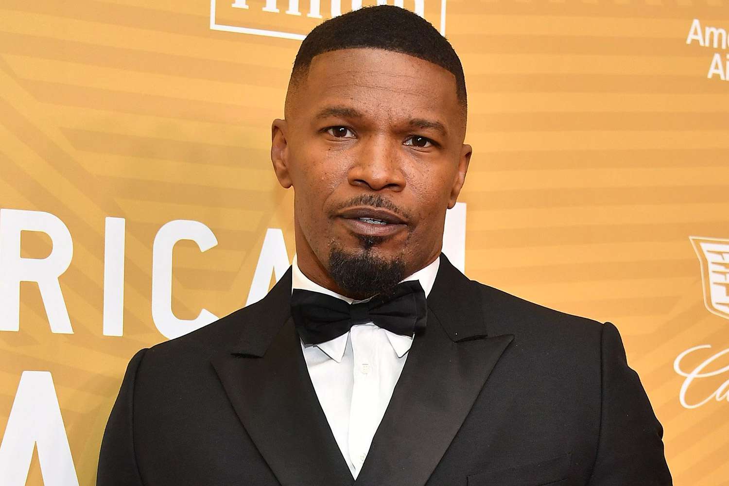 Jamie Foxx Found And Returned A Very Happy Woman’s Purse As He Continues To Surprise The World After His Health Scare [Video]