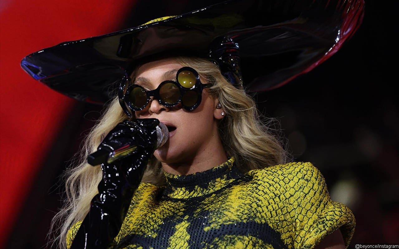 Beyoncé Pays $100K To Keep Local Trains Running After Weather Delays Her Concert [Video]