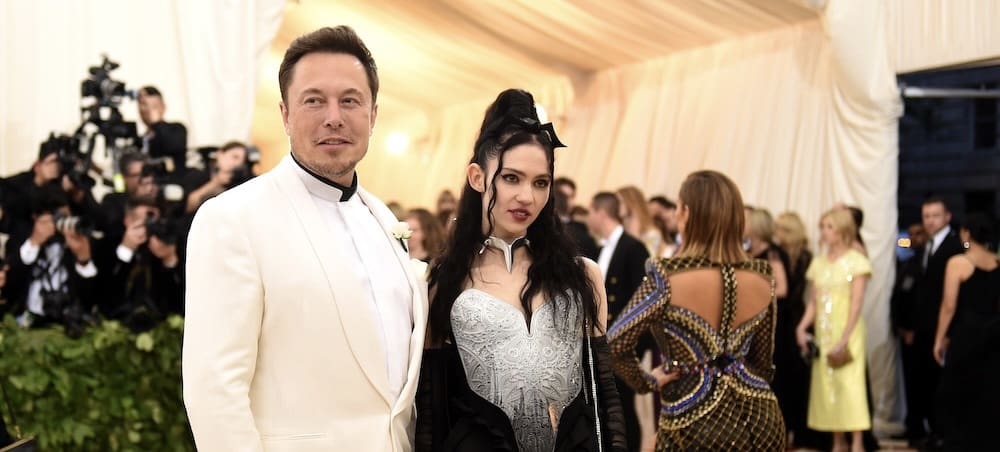 Grimes & Elon Musk Secretly Had A Third Child, And Tesla Man’s New Biography Revealed The Baby’s Interesting Name