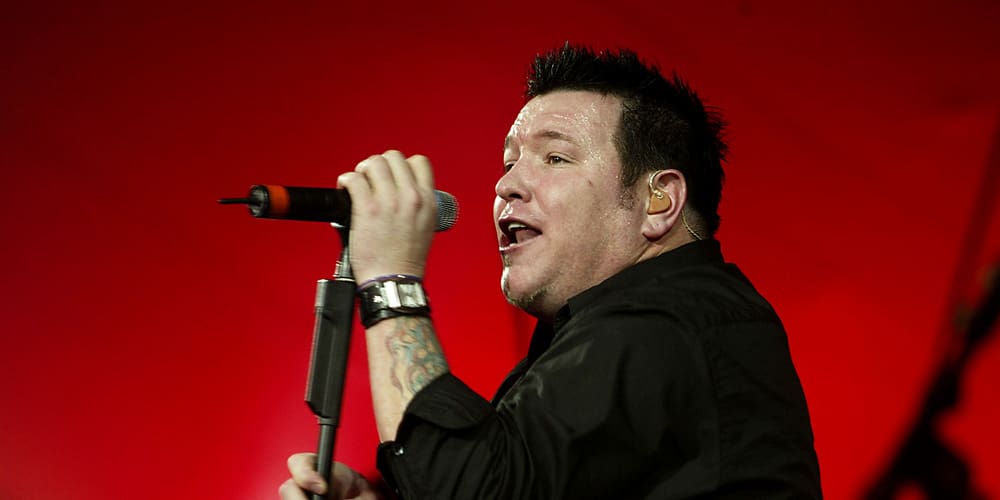 Smash Mouth’s Steve Harwell Is Reportedly Near Death After Years Of Battling Intense Medical Complications