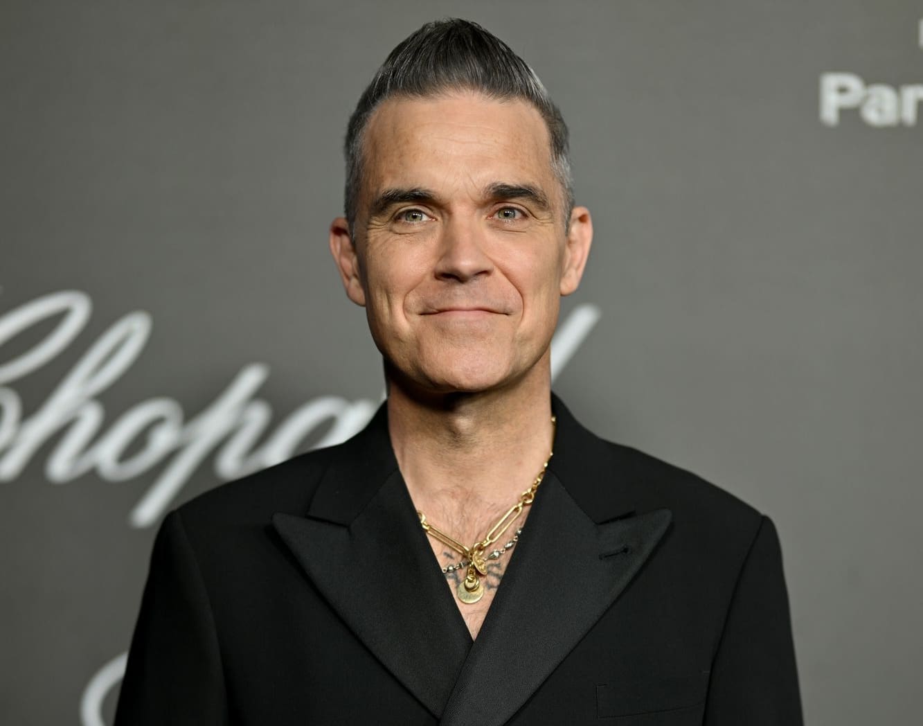 Robbie Williams Says He’s Taking ‘Something Like Ozempic’: ‘It’s Like a Christmas Miracle’