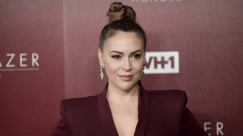 Alyssa Milano Blasted for Launching Fundraiser for Son’s Baseball Trip: ‘Lost Her Mind’