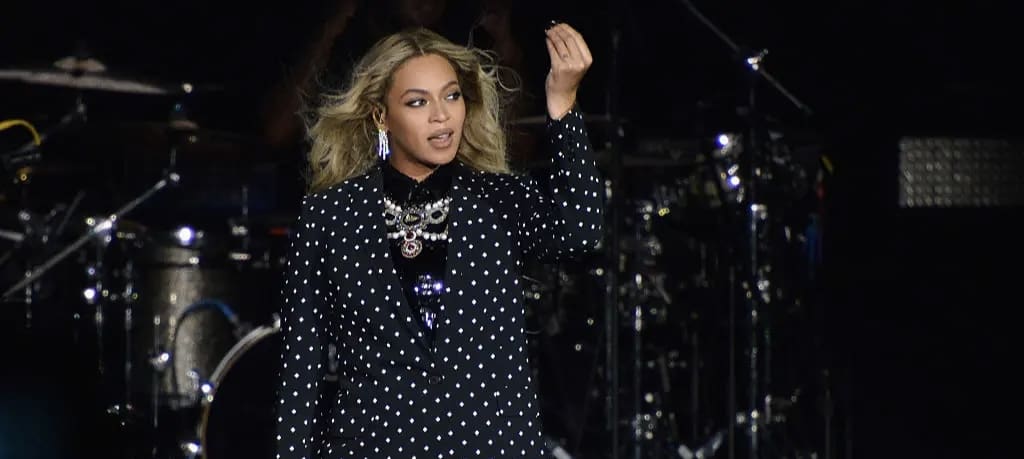 Country Radio Station Backtracks on Beyoncé’s ‘Texas Hold Em’ Snub After Being Flooded With Requests: ‘We’re Playing Catching Up!’
