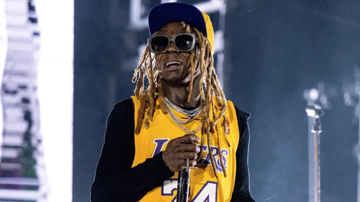 Lil Wayne Says He Was ‘Treated Like Sh*t’ at Lakers Game After Anthony Davis Comments: ‘F*ck ‘Em’