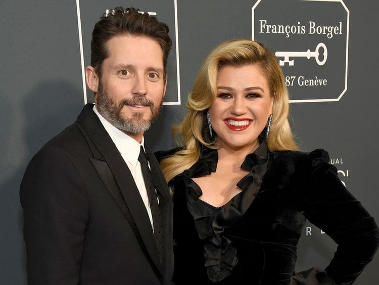 Back in Court: Kelly Clarkson Sues Ex-Husband Brandon Blackstock, Demands Accounting for Time as Her Manager as Battle Over Commissions Heats Up