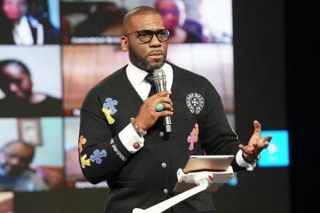 Pastor Jamal Bryant Announces His Engagement To Pastor Karri Turner