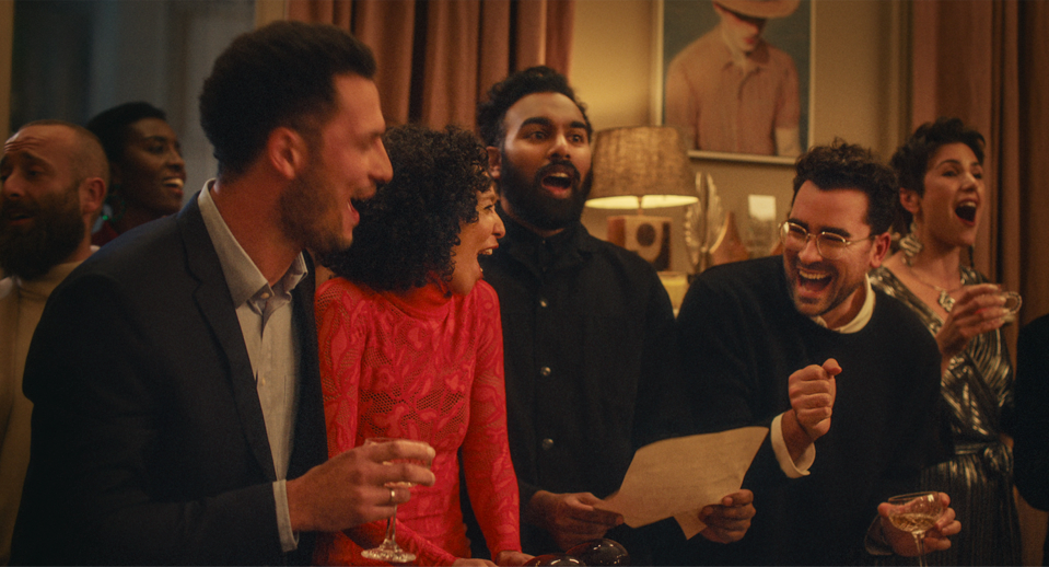 (Left to Right) Jamael Westman as Terrance, Himesh Patel as Thomas, Ruth Negga as Sophie and Daniel Levy (writer/director/producer) as Marc in "Good Grief"NETFLIX