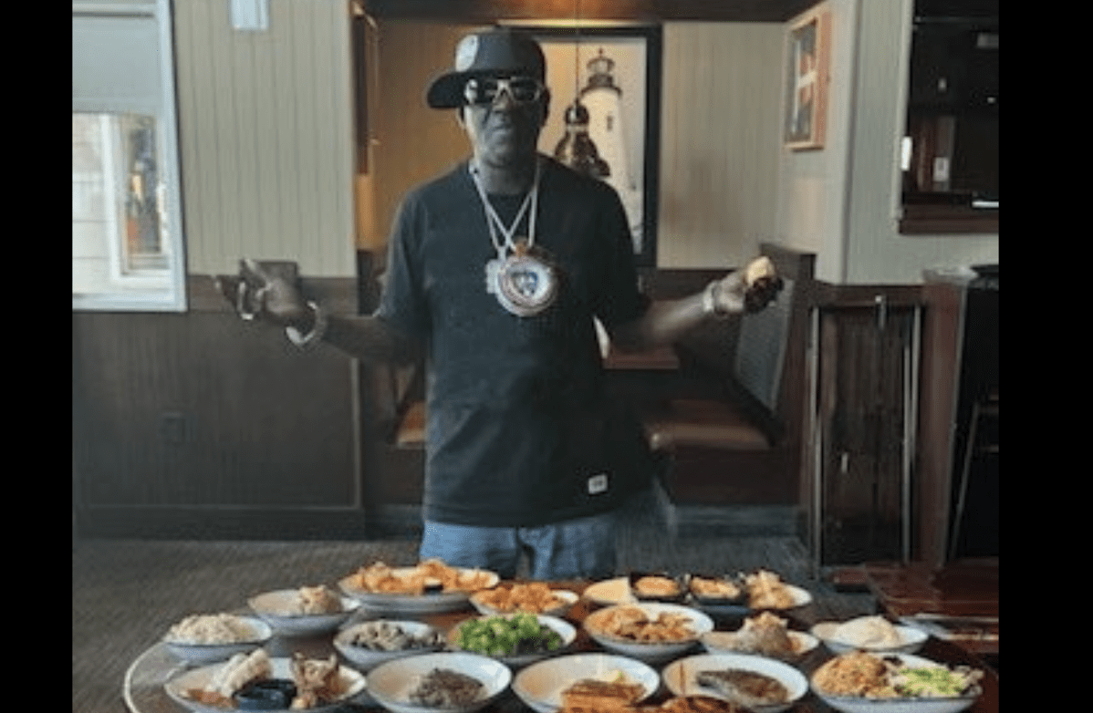Flavor Flav Orders Entire Red Lobster Menu to Help Save the Company