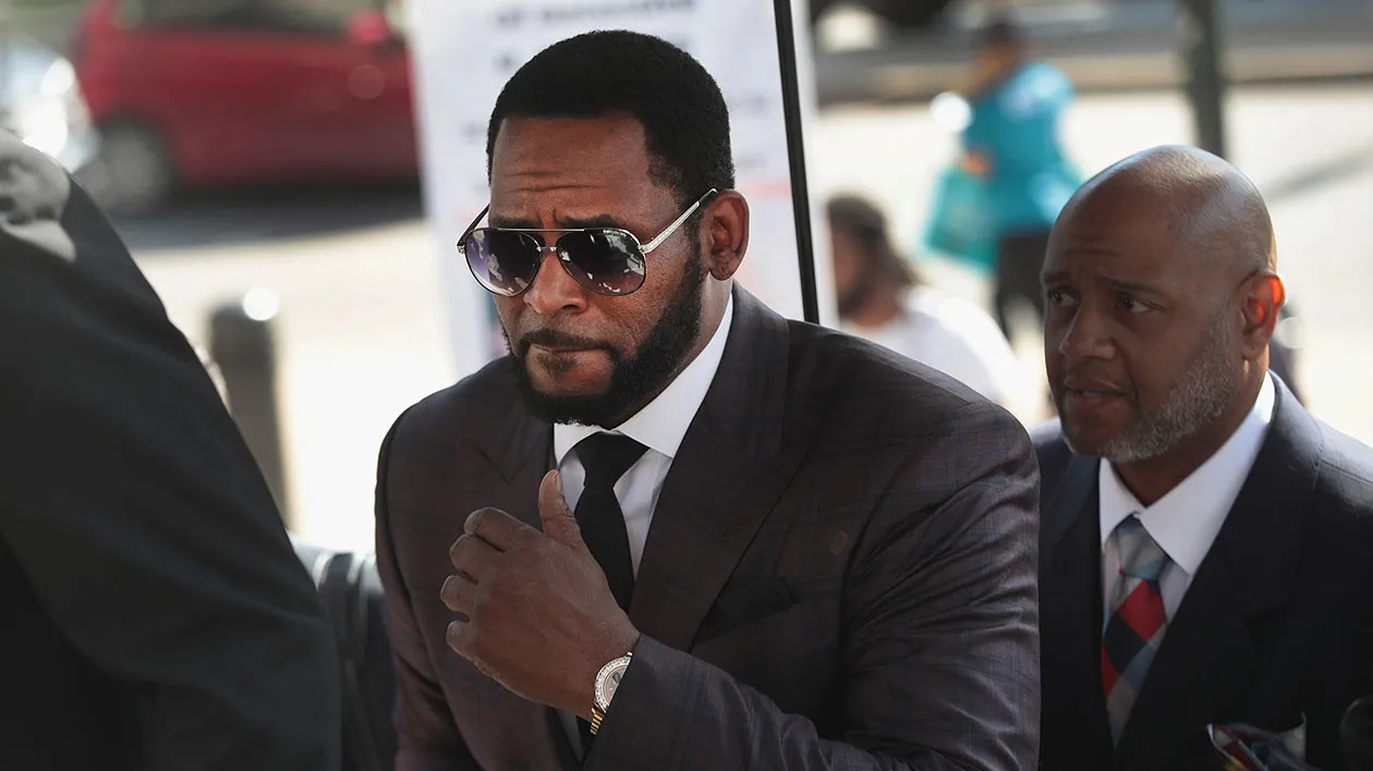 R. Kelly’s Legal Team Reportedly Trying to Get Supreme Court to Throw Out Sex Crime Convictions