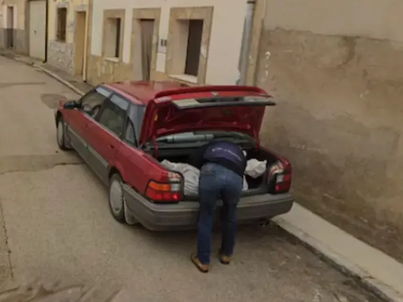 Say What Now? Google Street View Appearing to Show Person Placing Body In Trunk Helps Solve Murder Case