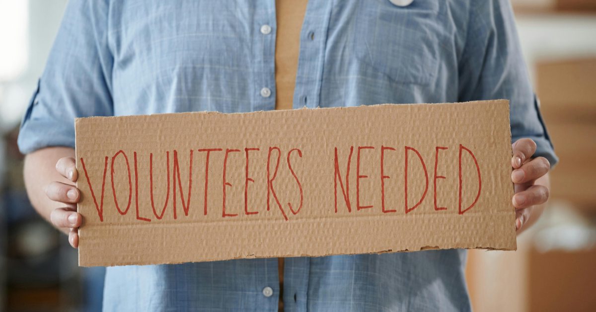 Holiday volunteering ideas to give back to your community.